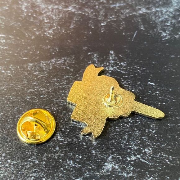 Nevertheless She Persisted Enamel Pin/ Brooch - Picture 5 of 5